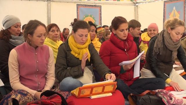 Архив 2014. Дюнгсей Лунтрул Дечен Гьюрме Ринпоче. Интервью в Москве