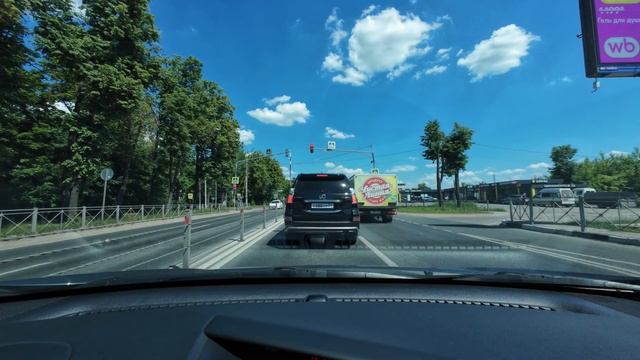 Поездка на машине из Волоколамска в Москву.