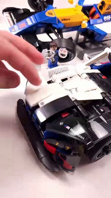 LEGO Icons Williams Racing FW14B & Nigel Mansell (10353) Vs BMW M4 GT3 EVO (42226)