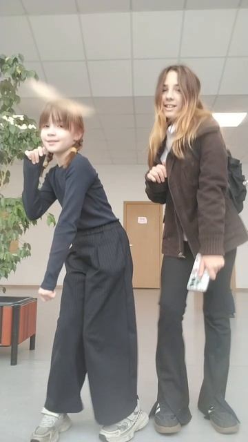 Могаем одноклассников 🤍