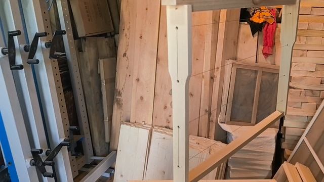 Улей Дадан 12 рам. с двойным подкрышником,корпус без летка, высокое сетчатое дно