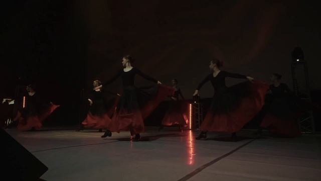 Red Cats & Balet Bolero