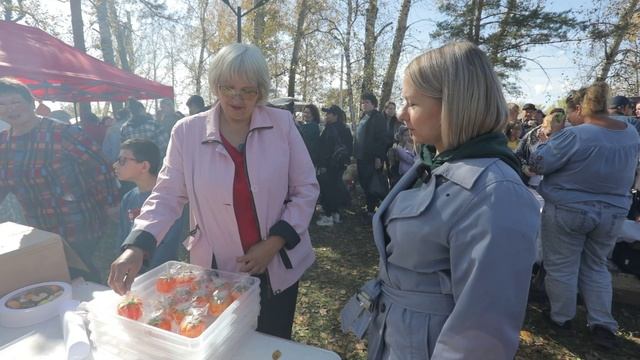 Фестиваль тыквы в Сергеевке собрал 1200 гостей и тыкву весом почти 400 килограммов