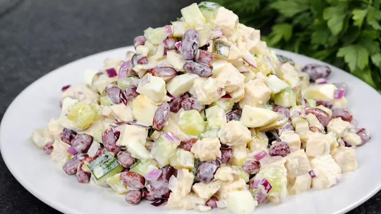 Вкуснейший САЛАТ С Фасолью. Простой и Вкусный Салат ЗА 10 Минут! Салат С Консервированной Фасолью