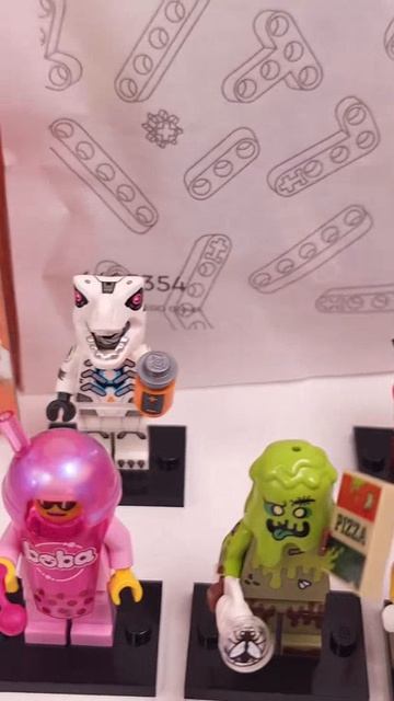 9/12 Тубист из LEGO Minifigures Series 29 (71052)