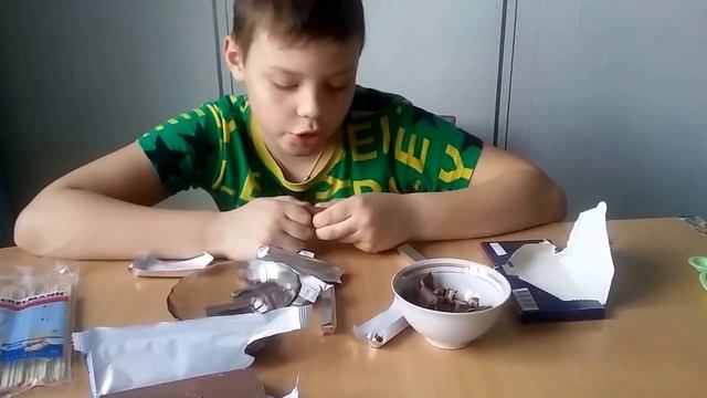 Шоколадные кейк попсы из бисквита на палочке