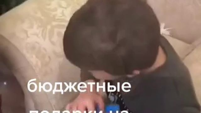 а потому что у них Санта, а не дед мороз