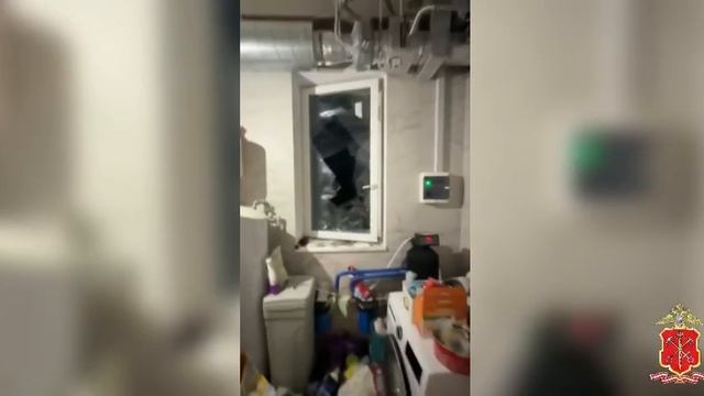 Полицейские проводят оперативные мероприятия после краж из частных домов.