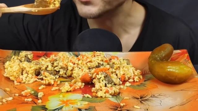Еда на камеру.Мукбанг.Это вкусно.