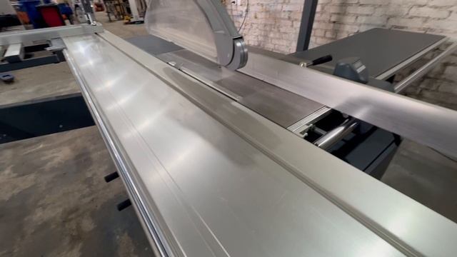 Форматно-раскроечный станок Altendorf F23