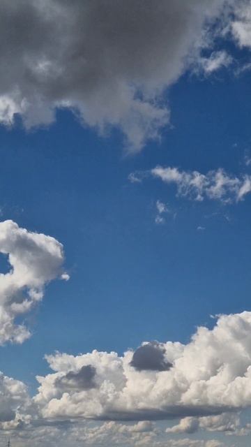 Мы часто не замечаем что происходит унас за окном