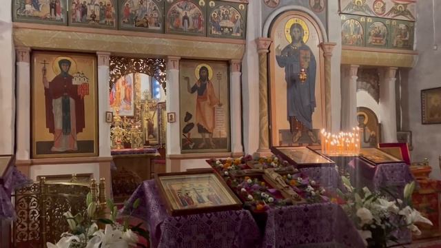 Праздник Крестовоздвижения в Соборе Иоанна Предтечи