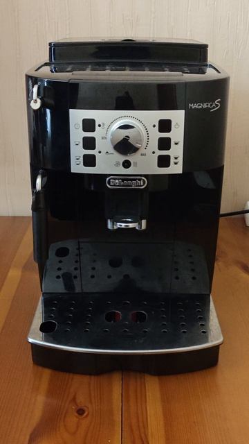 DeLonghi Magnifica 22.110B