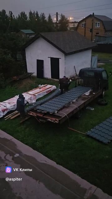 Строитель - это работа, в любую погоду и время суток❕
