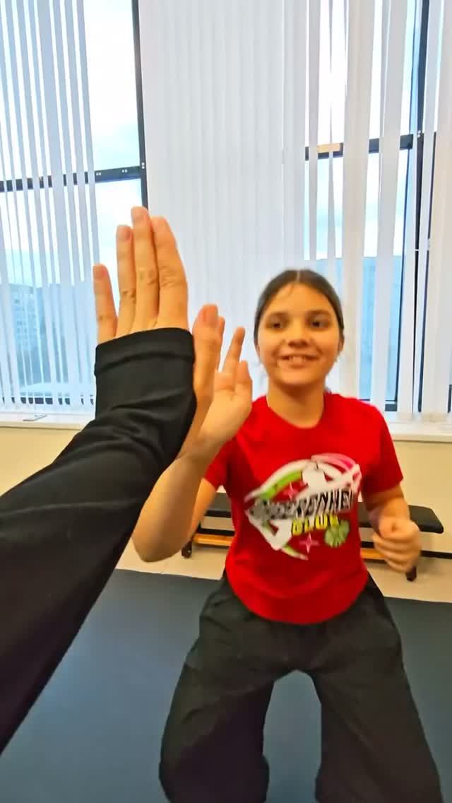 🤩 Команда Данс Вайб желает всем зажигательного понедельника🤩