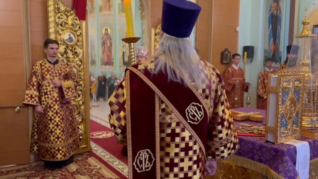 МИТРОПОЛИТ ИГНАТИЙ СОВЕРШИЛ ВСЕНОЩНОЕ БДЕНИЕ С ВОЗДВИЖЕНИЕМ КРЕСТА В СОБОРЕ ТРОИЦЫ (26.09.2026)