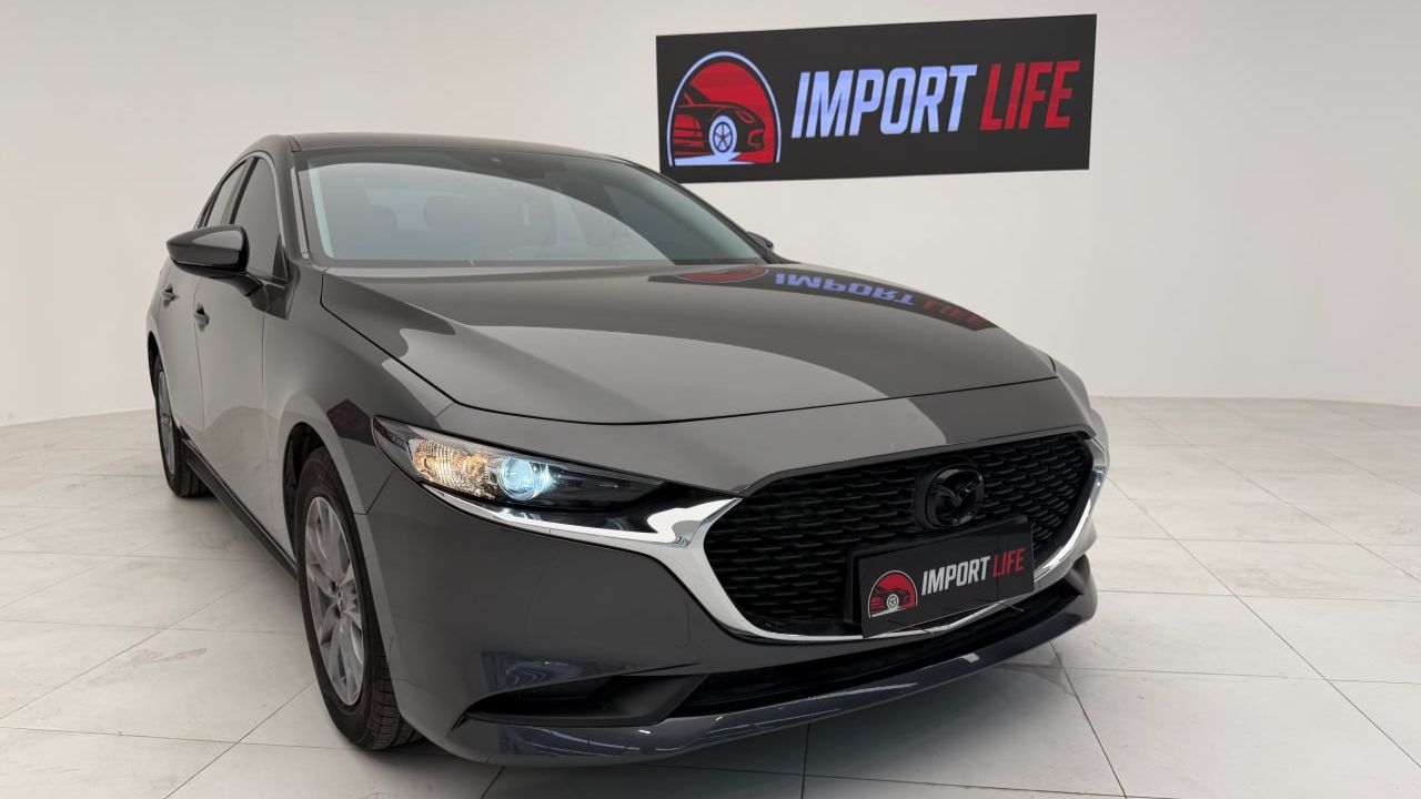 MAZDA 3 AXELA 2WD 08.2022 год  под ключ до Владивостока 1 800 000 руб