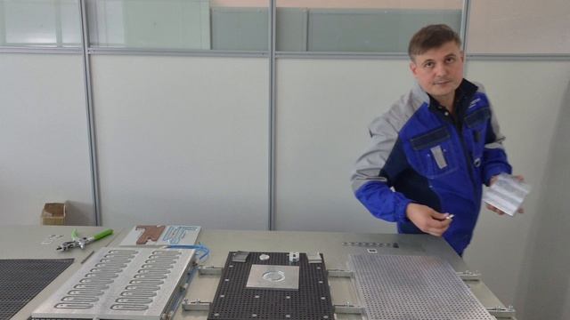 Сквозная и групповая обработка деталей на различных типах вакуумных столов