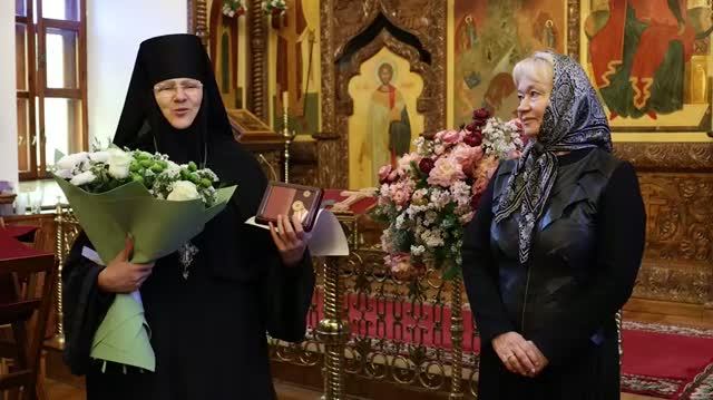 Награждение Матушки игумении Еротииды от Минздрава РФ