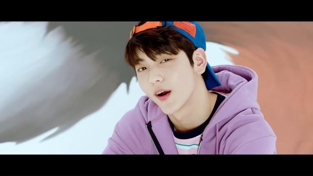 TXT (투모로우바이투게더) '어느날 머리에서 뿔이 자랐다 (CROWN)' Official MV