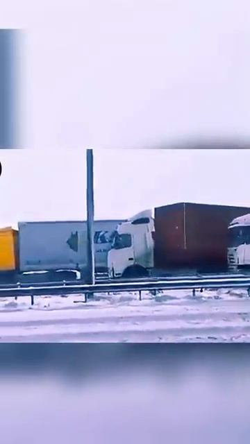 Водитель БМВ похоронил себя и всю  свою семью.