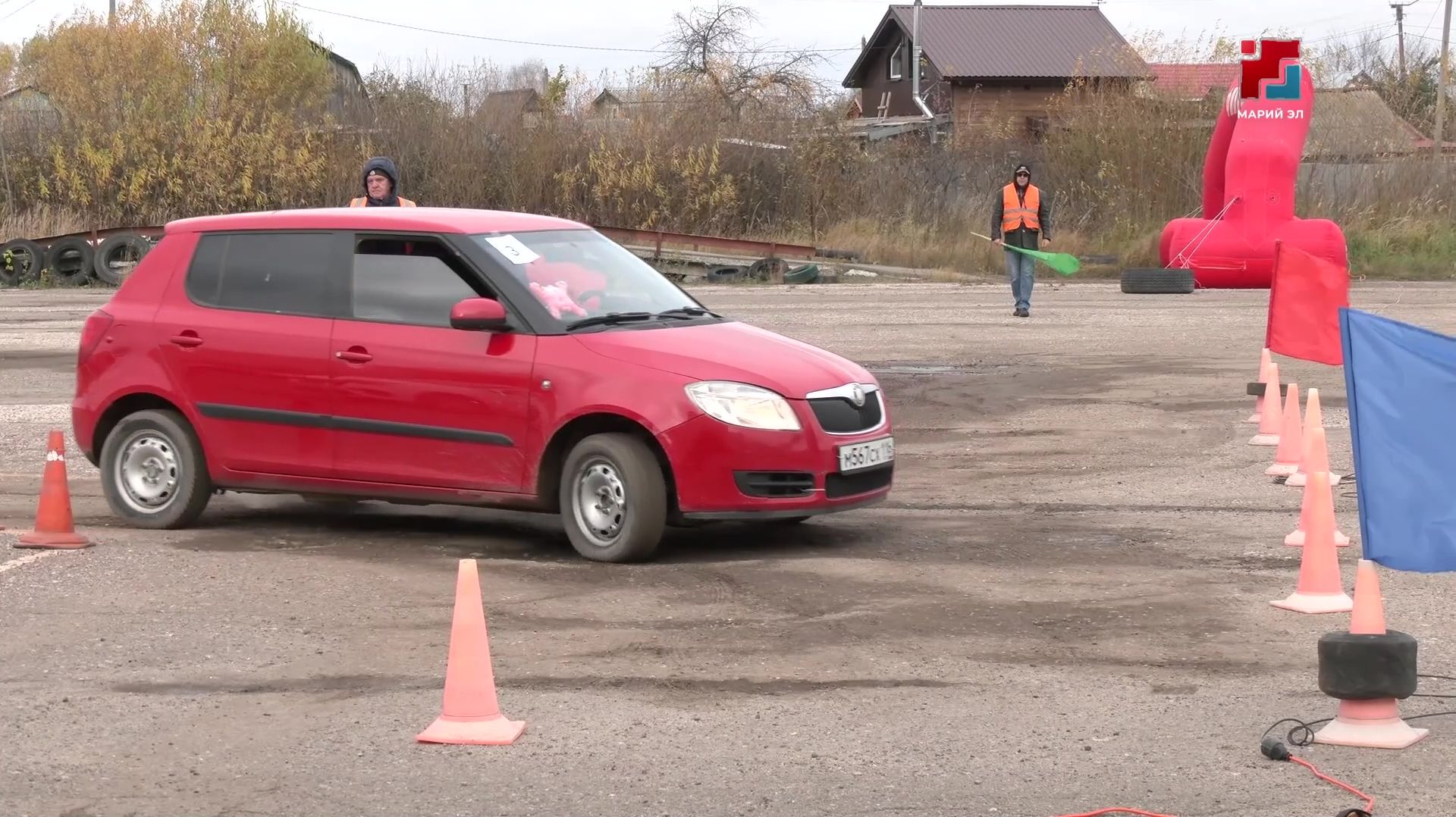 Россий ДОСААФ-ын Марий Элысе пӧлкаже Автоледи  конкурсым эртара