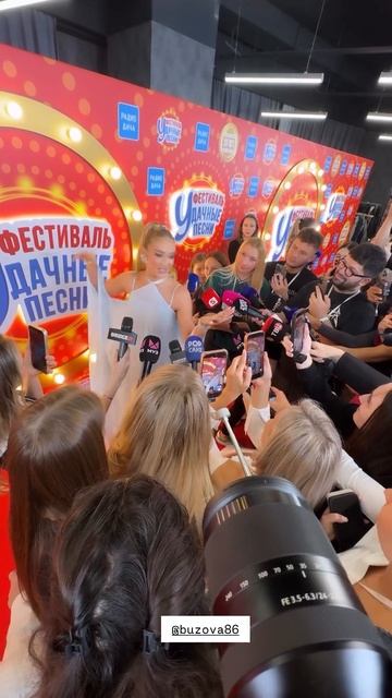 Мои люди всегда со мной ❤
Опять собрала всех журналистов 🤭😂