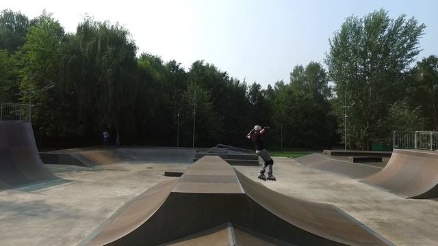 THE PLAYER (Shambler — Freeskate Profile, трюки на роликах)