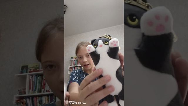 Распаковка подарков с др 🥳🥳
от сестры и подруги,а от мамы будет позже 💖