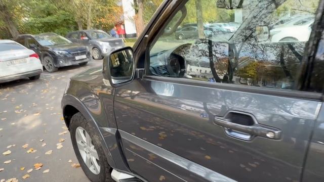 Mitsubishi Pajero 3.8 акп 4х4 // 8-966-173-50-13