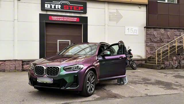 BMW X4  - установили автоматические доводчики дверей