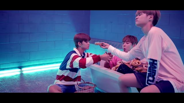 Wanna One (워너원) - 에너제틱 (Energetic) MV