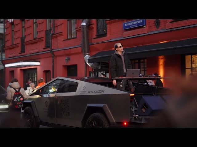 Tesla Cybertruck | Continent Motors X WYLSACOM