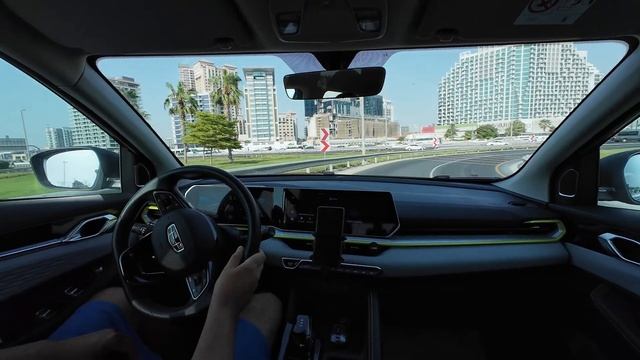 Короткая поездка на машине по Дубаю 29 июня 2026.