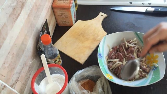 Сочный шашлык из говядины с простым маринадом