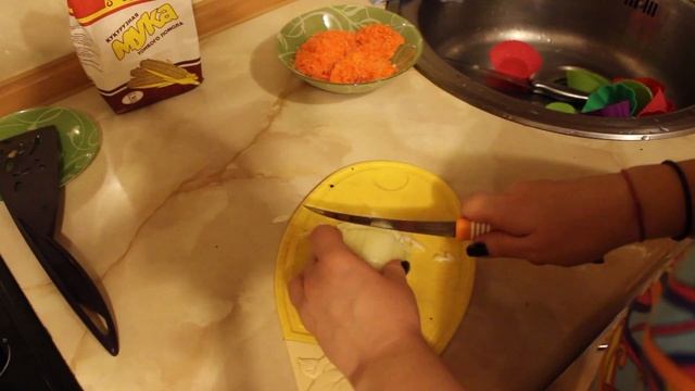 Вкусный гуляш из курицы по простому рецепту