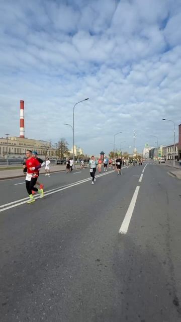 Вот я и пробежал три марафона в 2026 году. Казань. Питер. Москва.