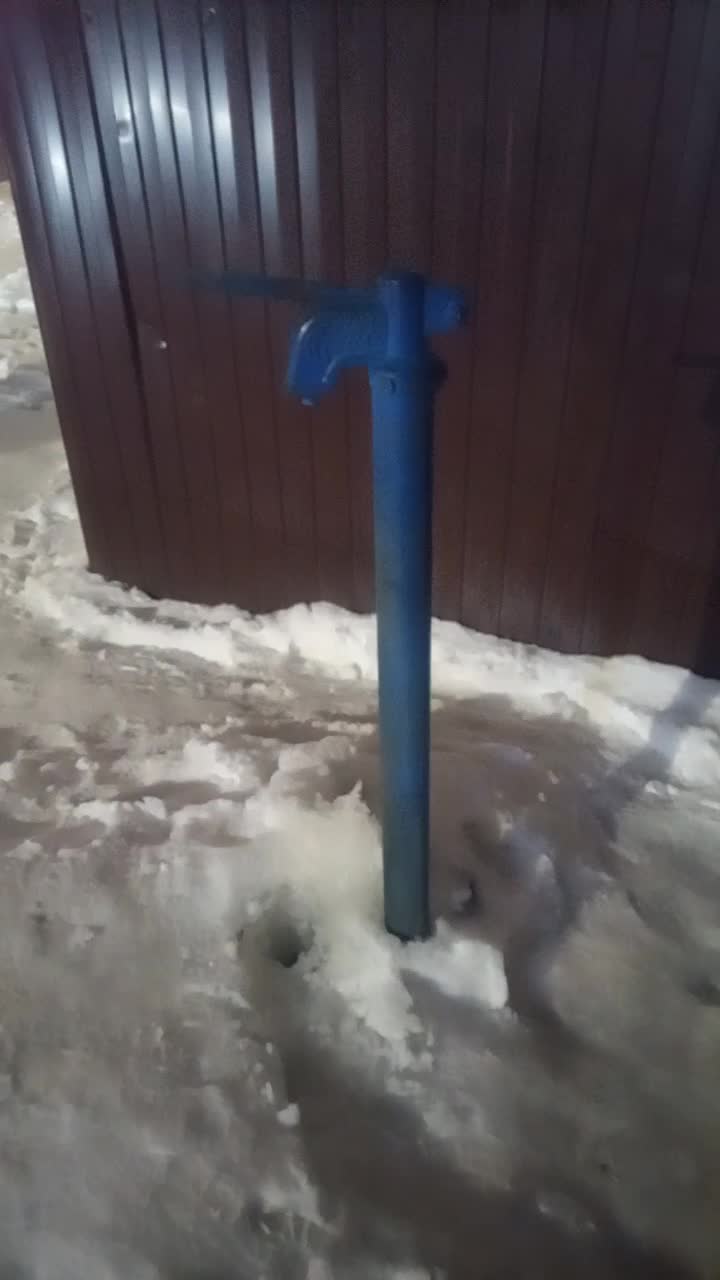 Всем привет. Нашел в центре Рязани колонку с бесплатной водой. В Пензе уже давно все колонки поср...