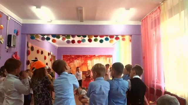 Праздник осени 3 группа МАДОУ детский сад №20 г. Хабаровск
