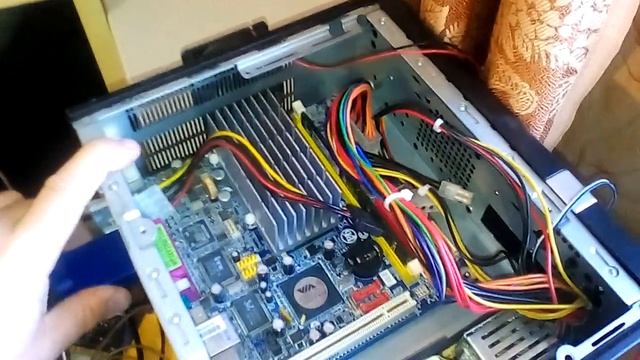 VLOG: Тест 80286-го, VIA C7 ITX и проблемы с Celeron D