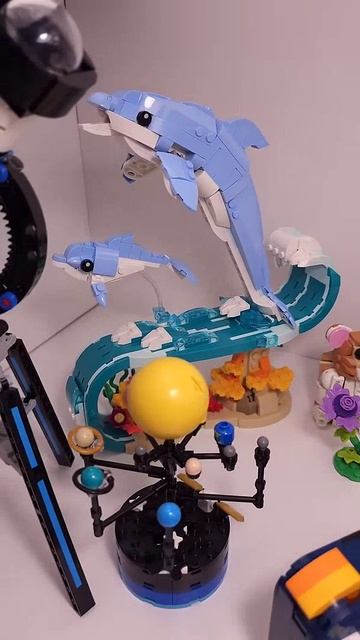 LEGO Creator Милый пасхальный кролик (30716) против Черепахи с водяной лилией (31377)