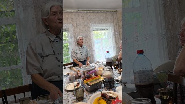 Моя мама читает стихи
