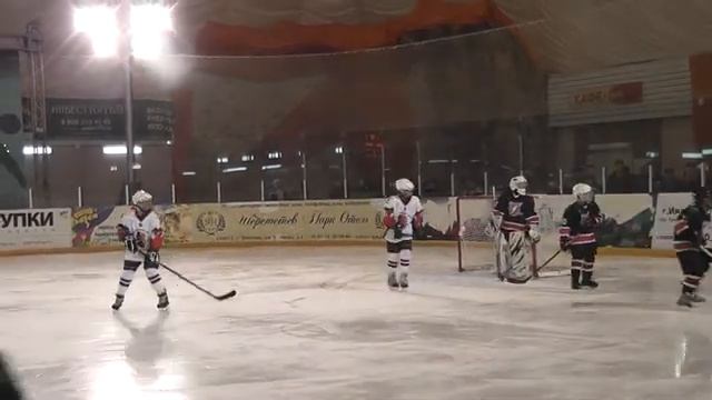 2. ХК Огненные львы Ильинское - ХК Молния Кинешма 2 период