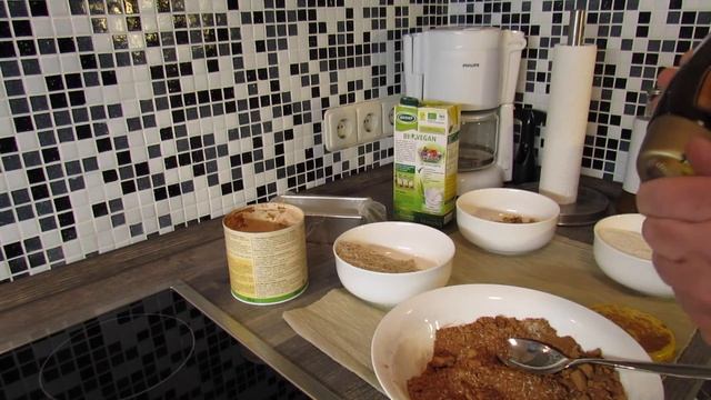 Шоколадный кекс из кэроба