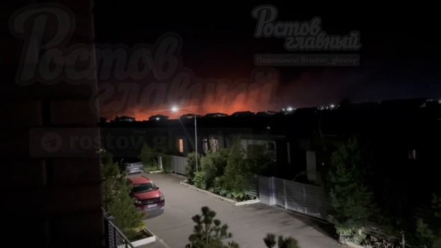 🔥 Крупный пожар к востоку от Батайска ростовской области на площади 800 м².