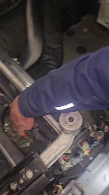 Вода в салоне VOLVO