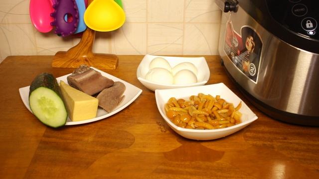 Вкусный язык в мультиварке мясное блюдо
