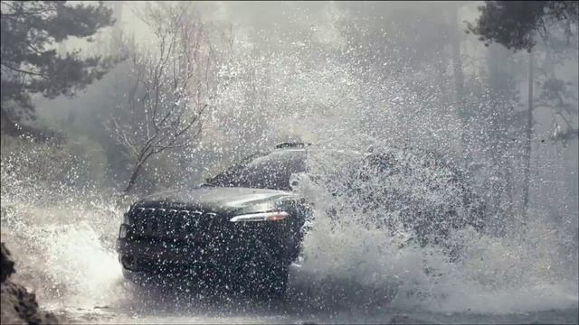 Jeep Cherokee - Built Free (2014)