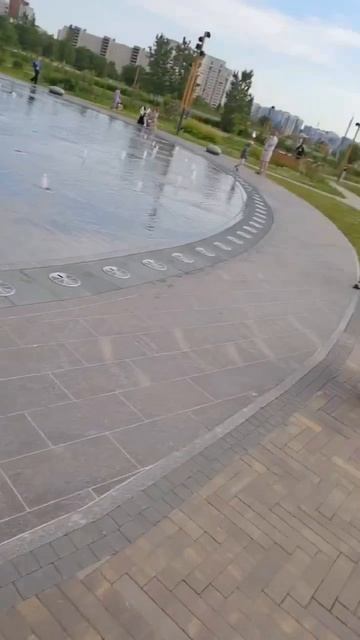 Нам нравится петь в разных городах, но больше всего нас покоряет родной! Узнали по видео, какой? 😍