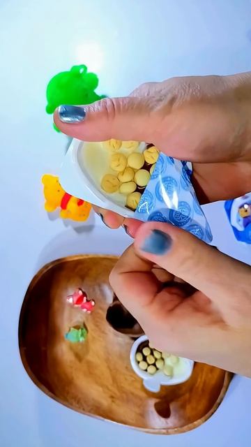 ASMR UNPACKING Kinder Surprise Eggs ASMR New Paw Patrol #asmr #unboxing #unpacking #odlysatisfying
